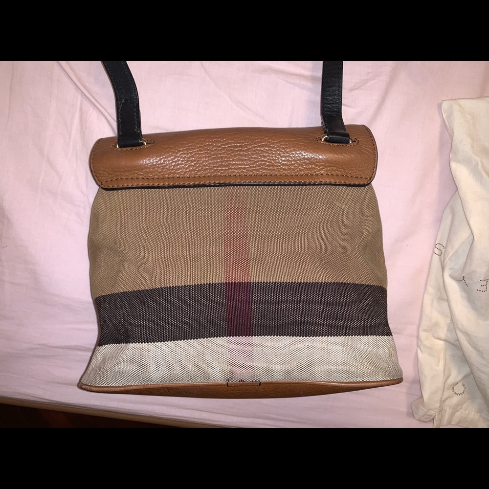 Burberry Brit Grainy Canvas Check Small Crossbody. - Picture 3 of 8